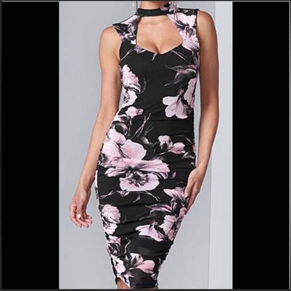 VENUS Dresses & Skirts - 🖤💗NWOT Venus MIDI Dress